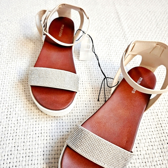 Maurices Shoes - Maurices Ankle Strap Sandals Size 7 nwt